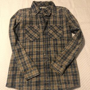 Long sleeve button-up denim shirt: Size small